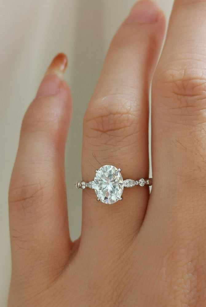 1-70-ct-oval-shaped-moissanite-solitaire-engagement-ring