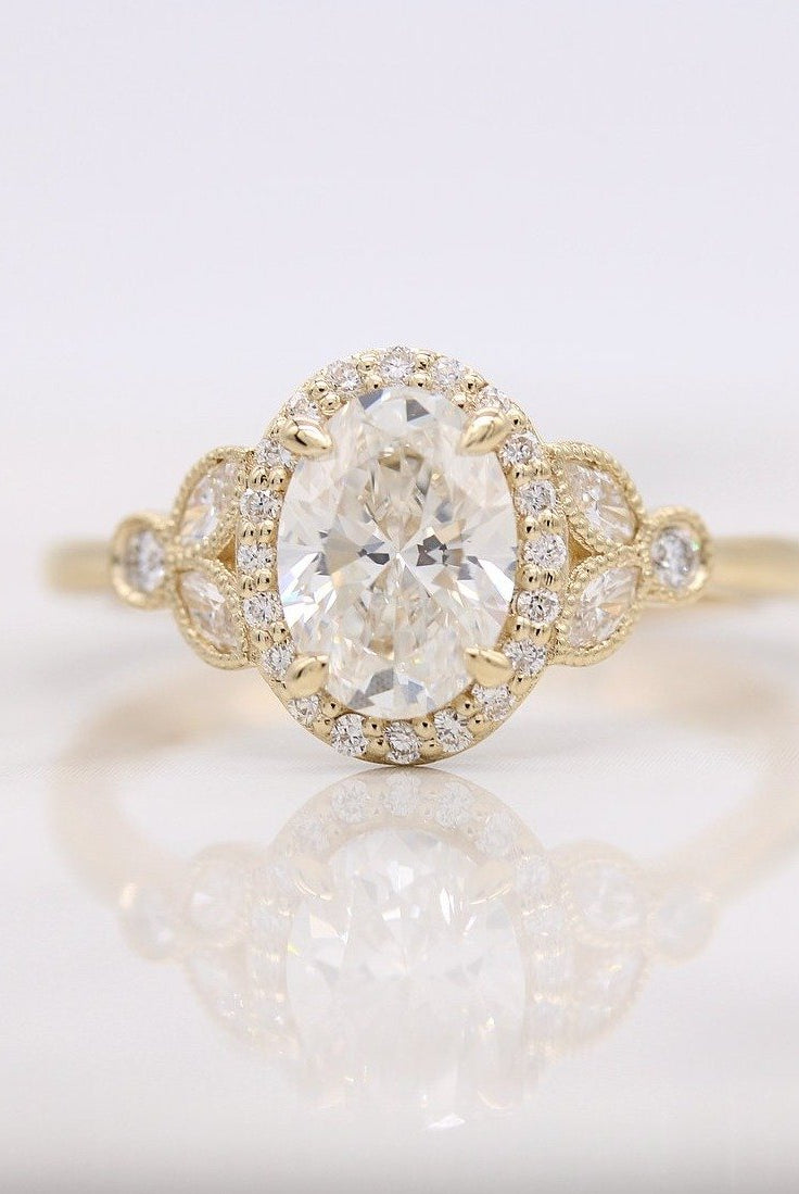 1ct Oval Halo Moissanite Diamond Cluster Engagement Ring For Women