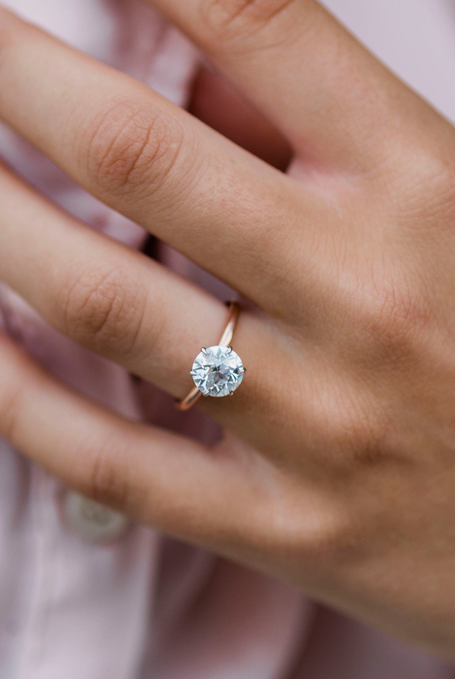 3.0CT Round Cut 6 Prongs Moissanite Solitaire Engagement Ring