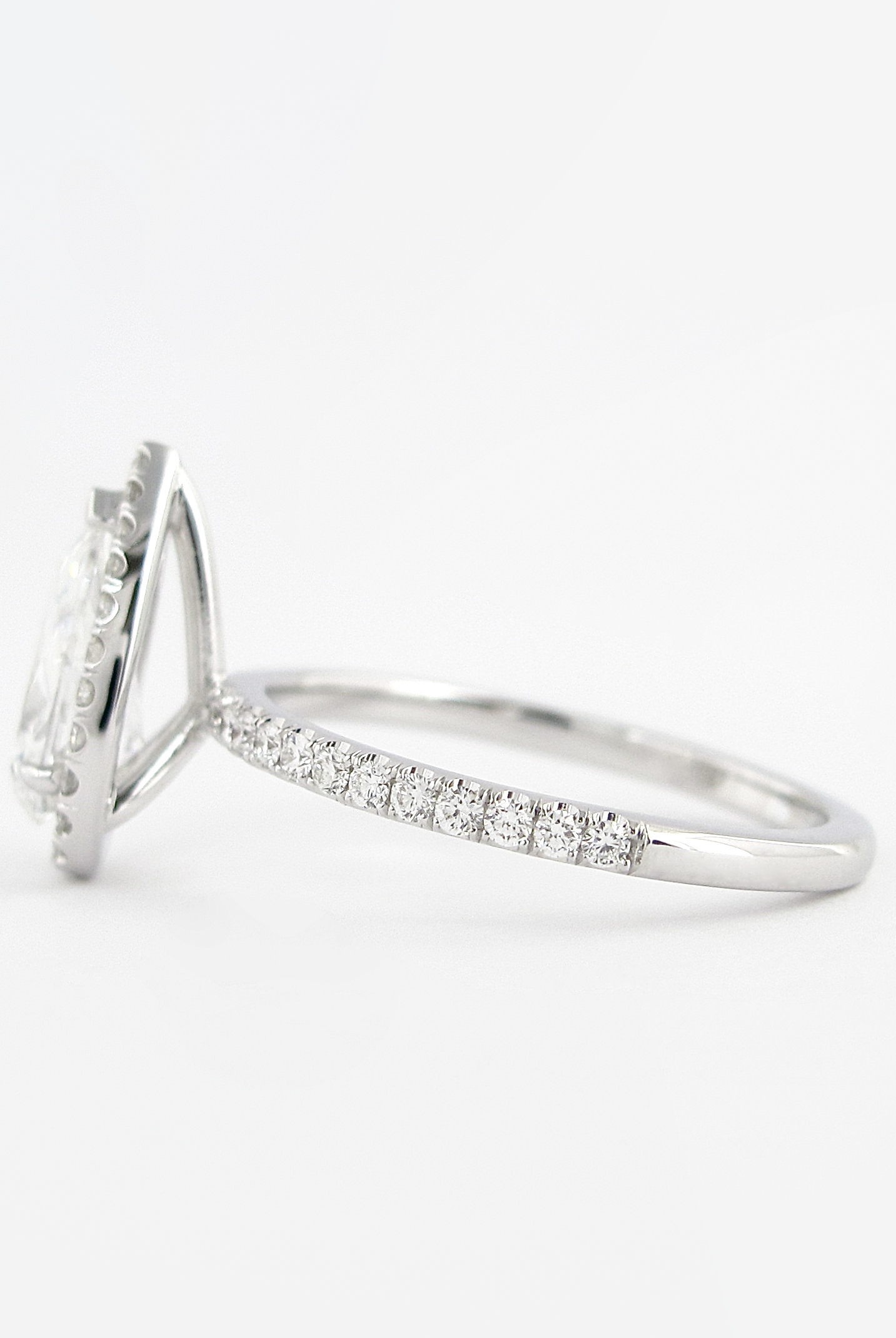 1.50CT Pear Halo Moissanite Diamond Pave Engagement Ring For Women In 14K Solid Gold
