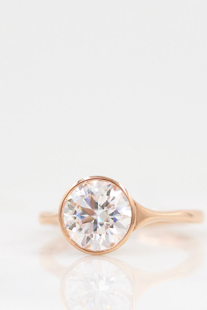 Vintage-inspired moissanite engagement rings