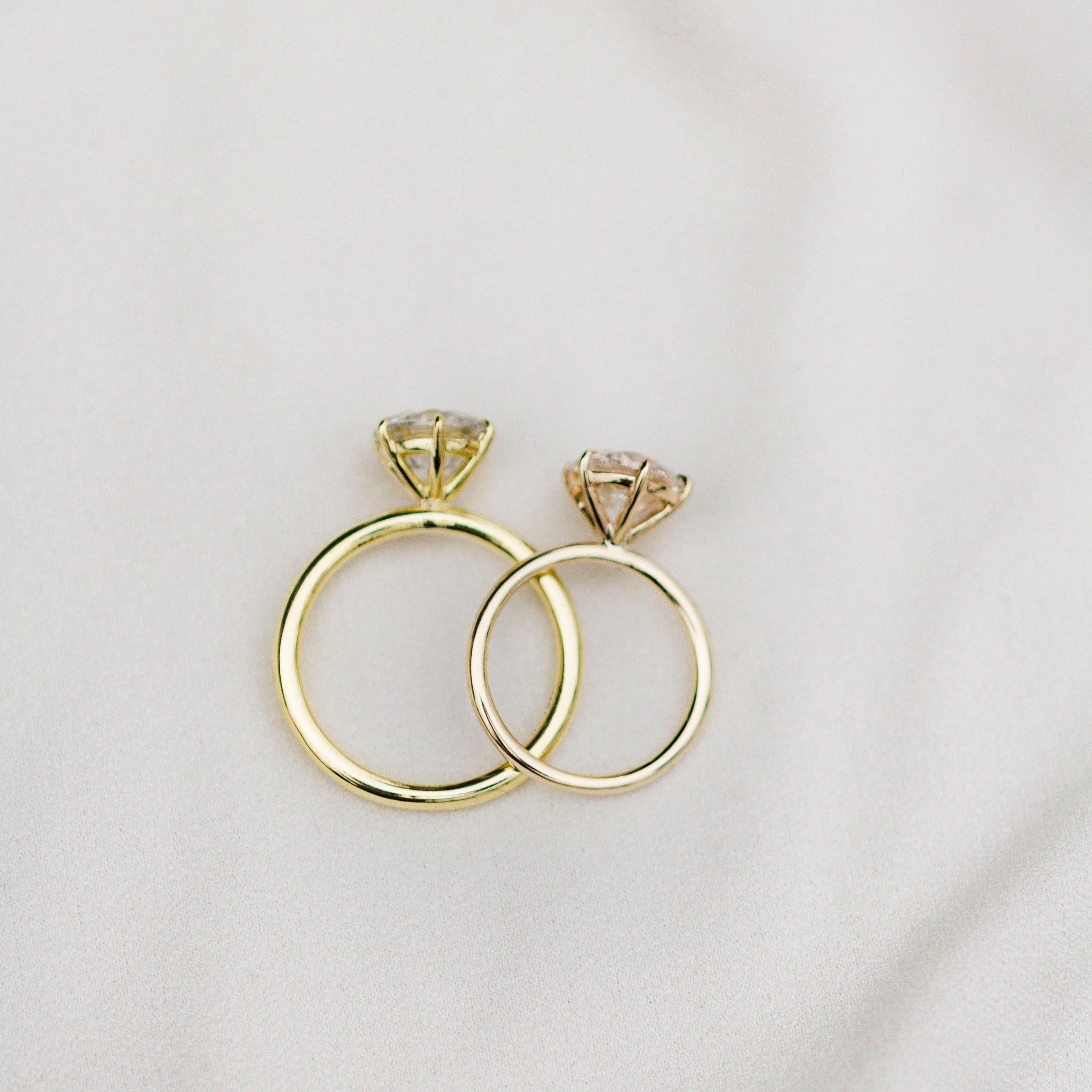 3.0CT Round Cut 6 Prongs Moissanite Solitaire Engagement Ring