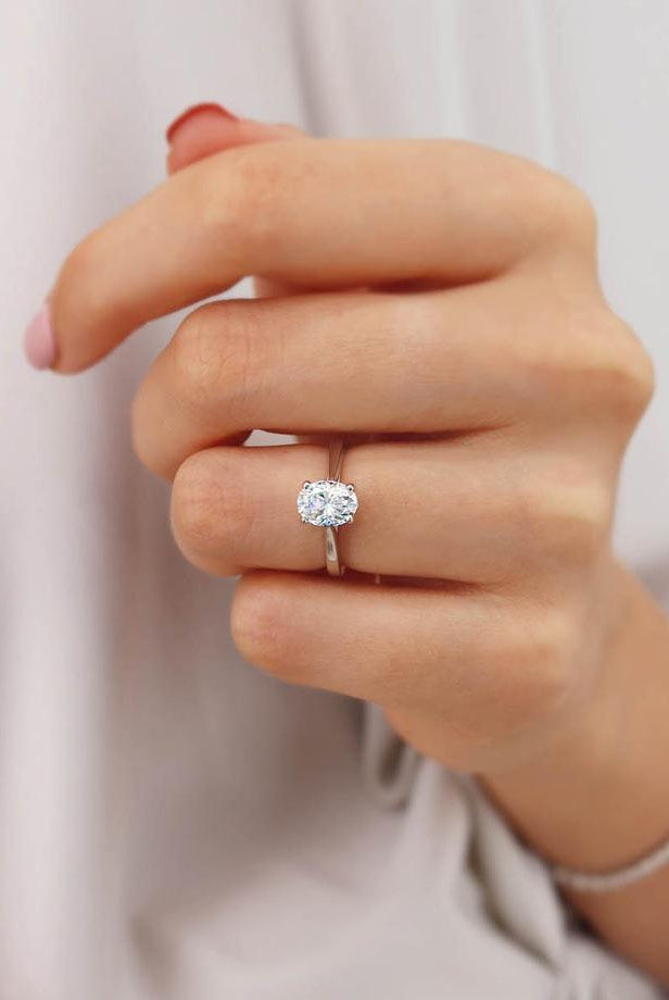 oval-shaped-moissanite-solitaire-engagement-ring-3
