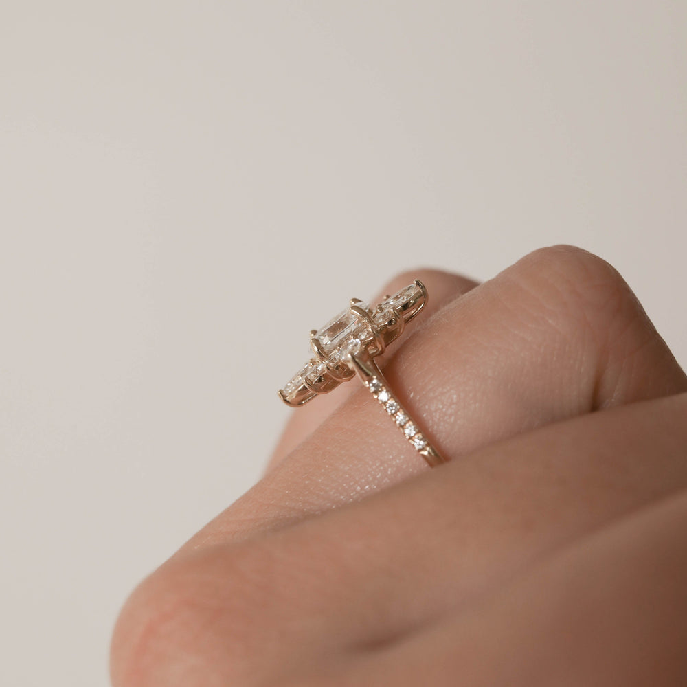 0.75CT Oval Moissanite Cluster Diamond Engagement Ring