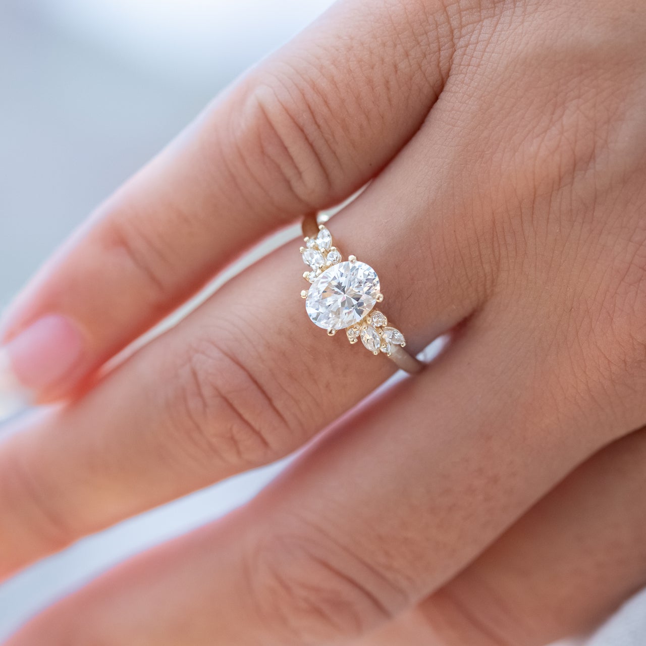 1.33CT Oval Cluster Moissanite Diamond Solitaire Engagement Ring