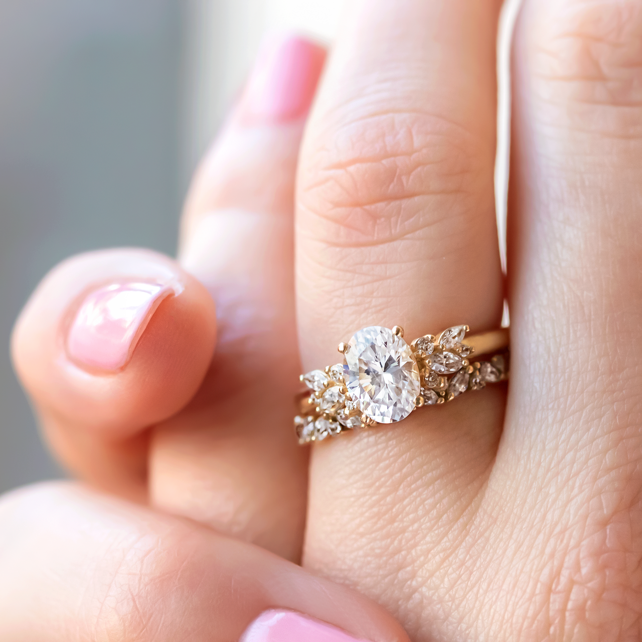 1.33CT Oval Cluster Moissanite Diamond Solitaire Engagement Ring