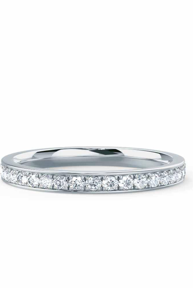 round-shaped-moissanite-full-eternity-style-wedding-band