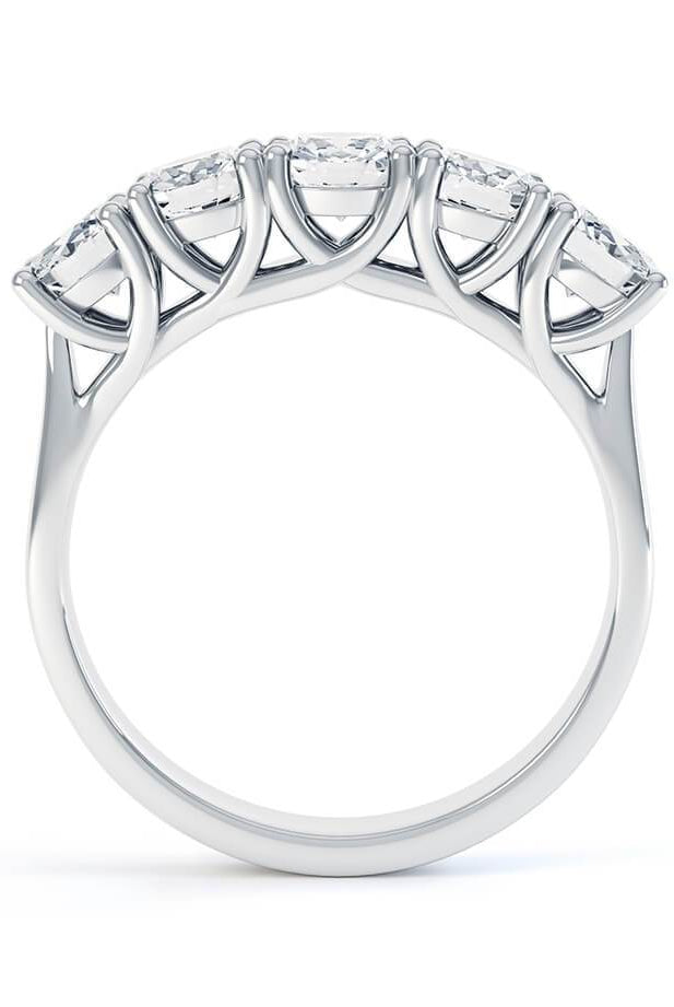 round-moissanite-5-stones-wedding-band
