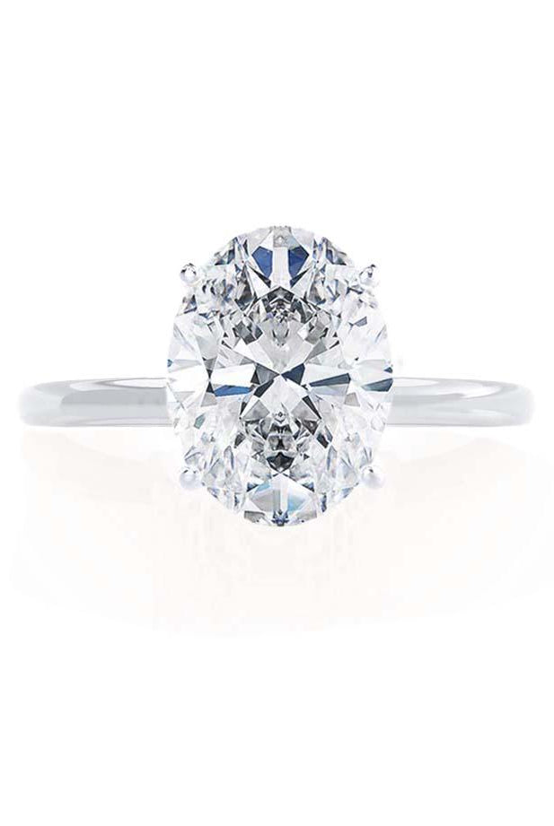 oval-shaped-moissanite-solitaire-engagement-ring-2