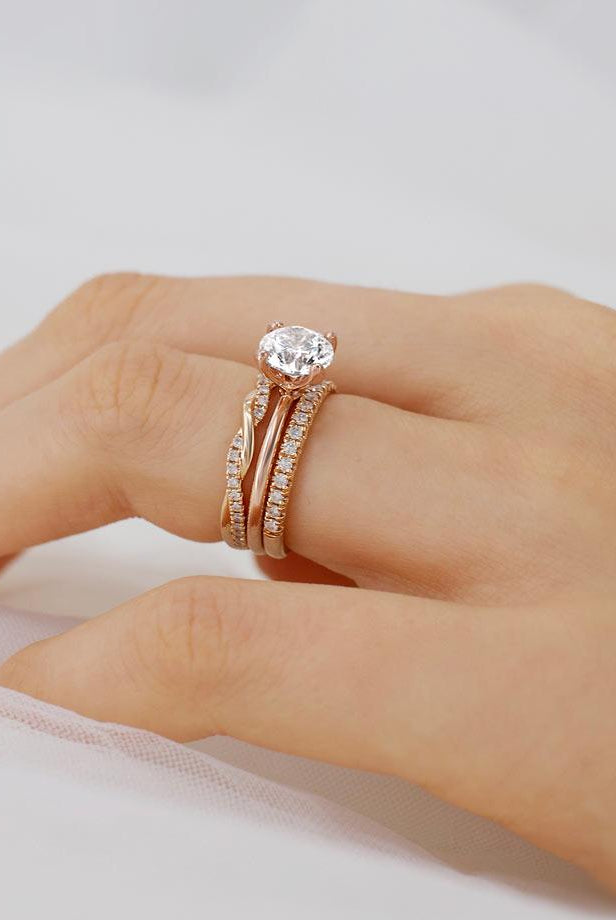 round-shaped-moissanite-solitaire-style-engagement-ring-9