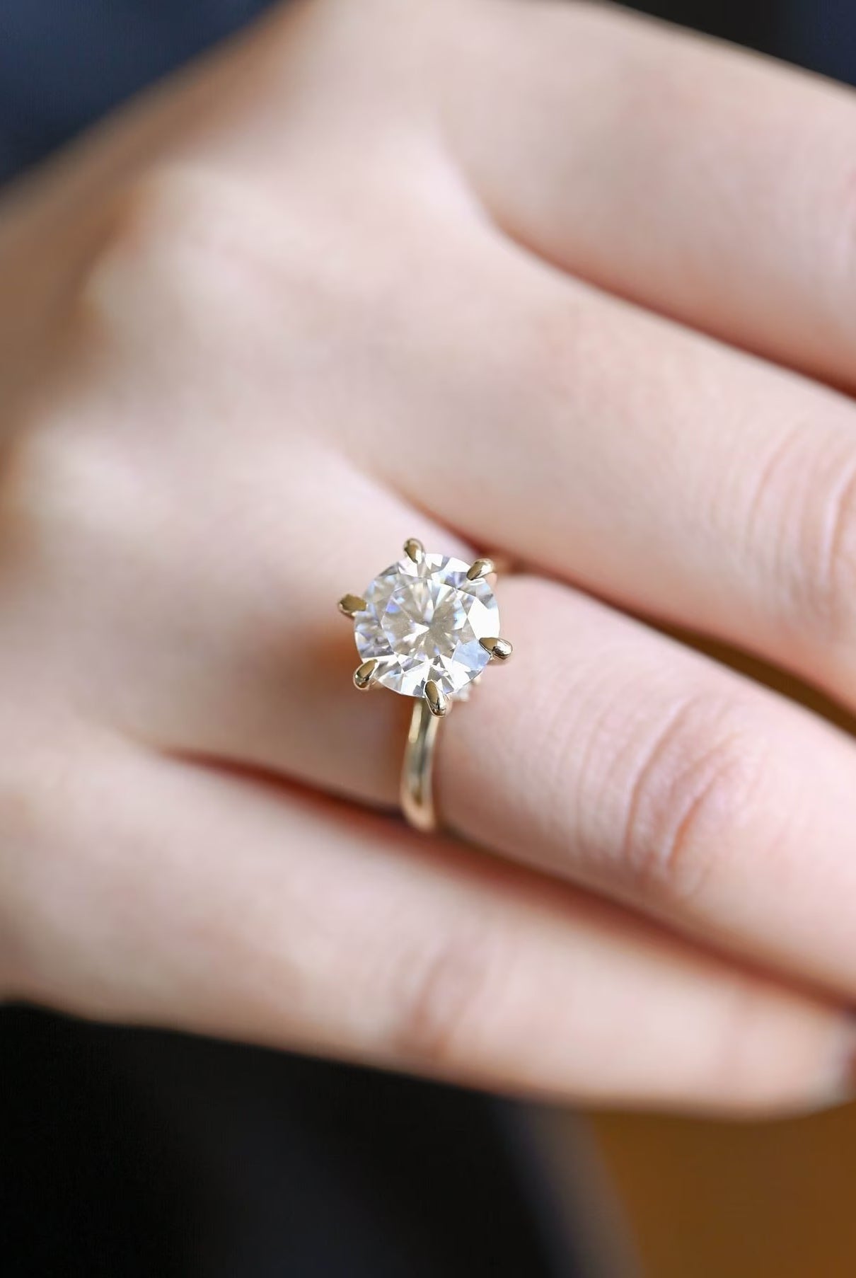 Classic Round Engagement Ring
