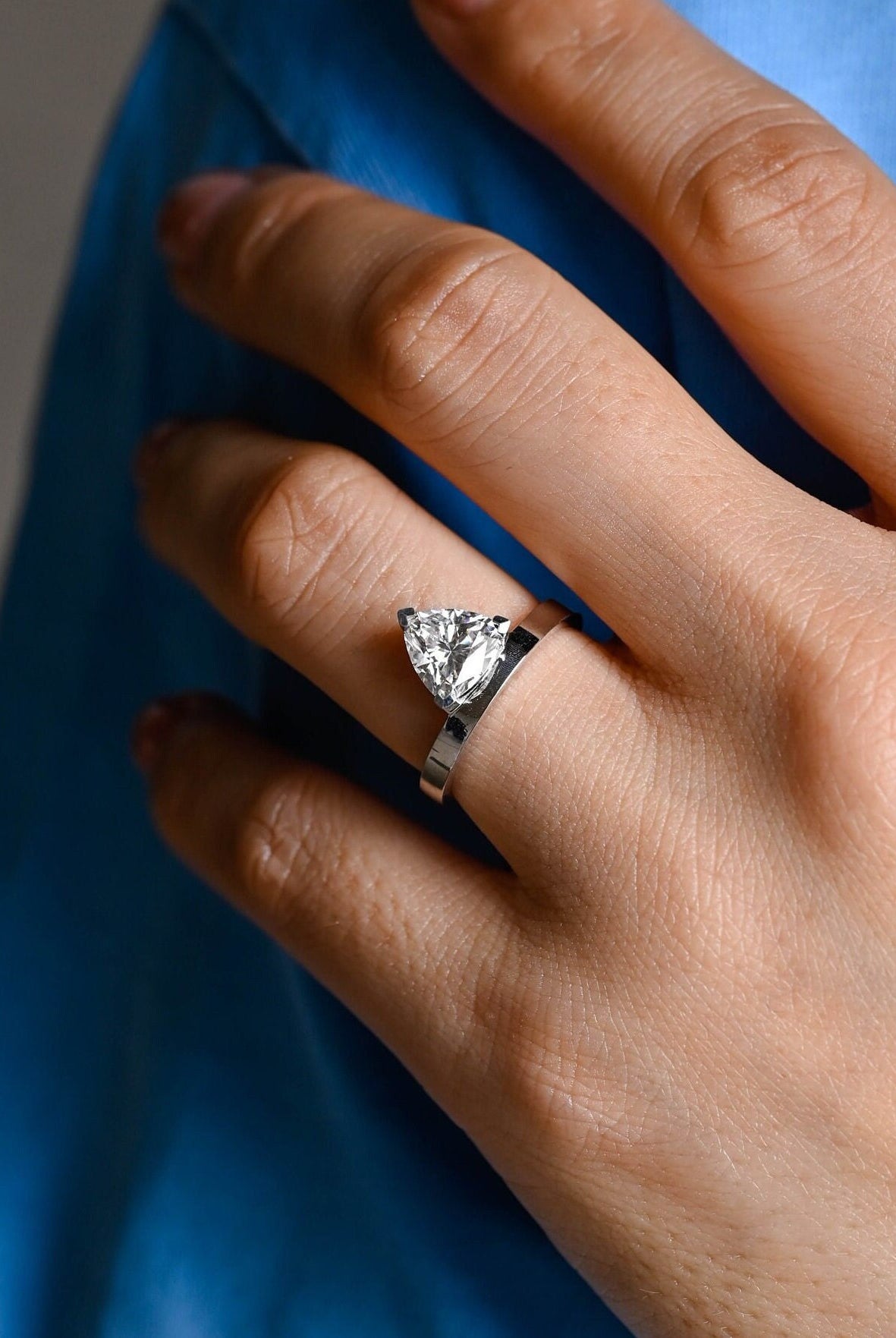 Luxury Moissanite Engagement Ring