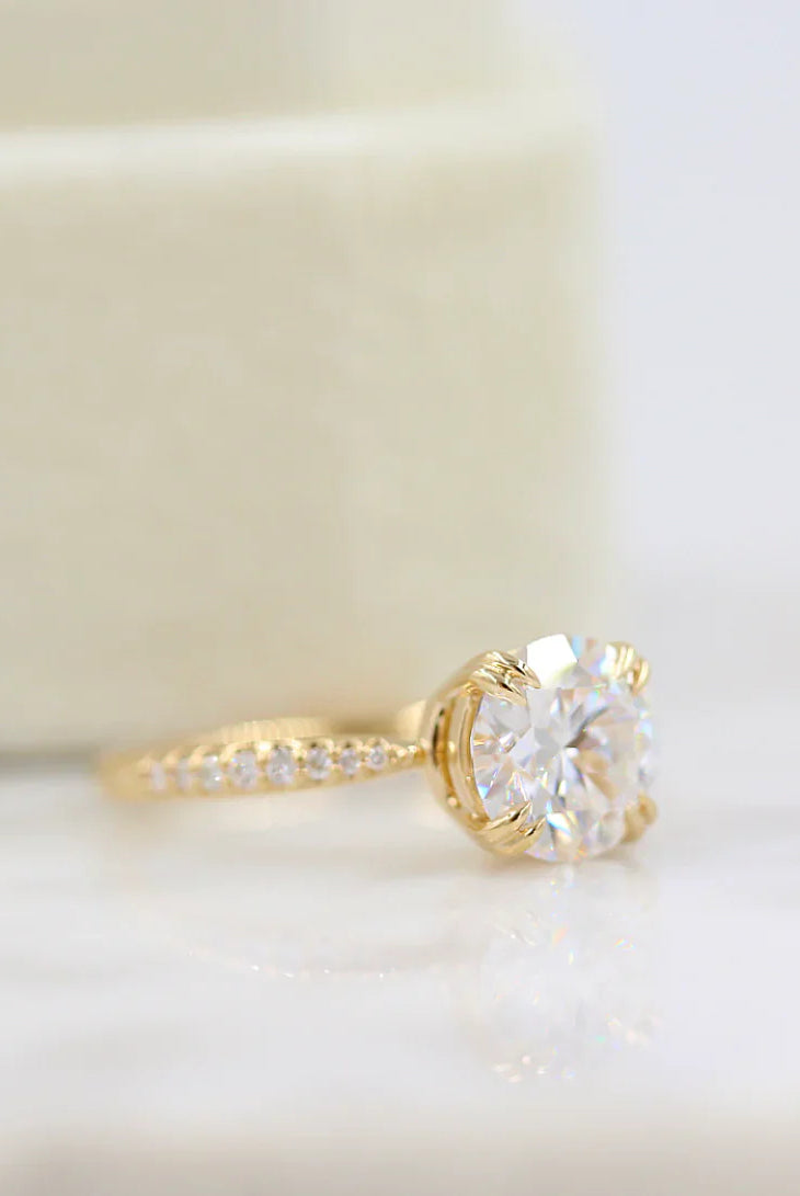 Round Diamond Moissanite Ring