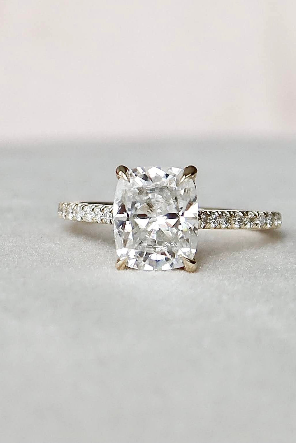 Moissanite Diamond Engagement Ring