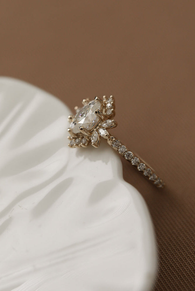 Oval Halo Ring