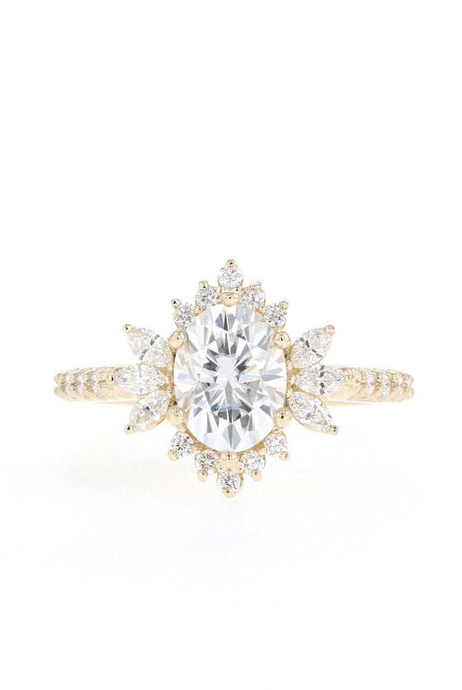 Luxury Moissanite Engagement Ring