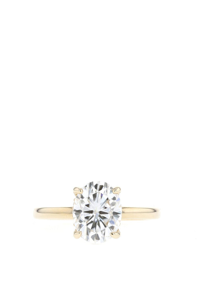 Luxury Moissanite Engagement Ring