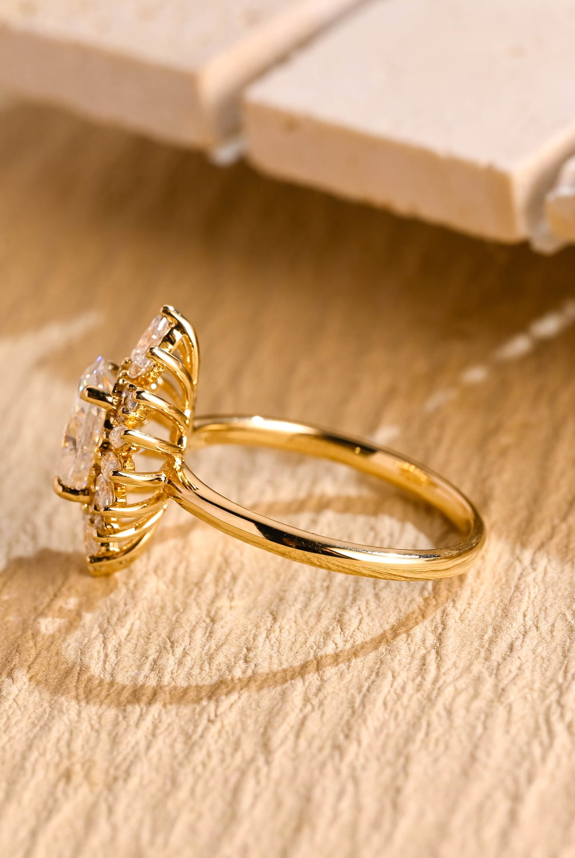 Oval Cut Moissanite Engagement Ring