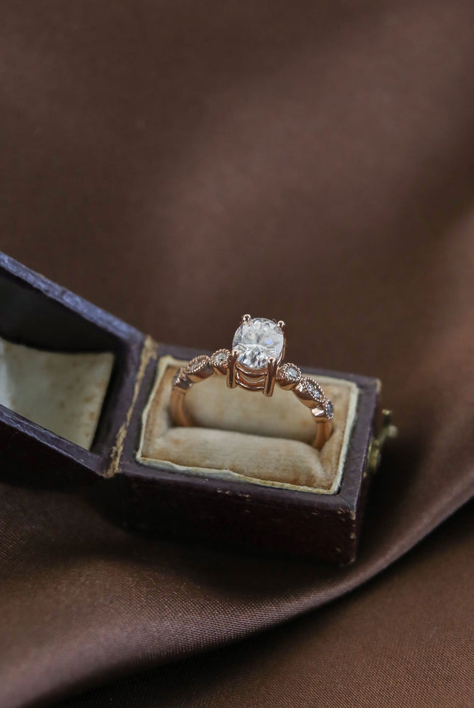 Moissanite Diamond Engagement Ring