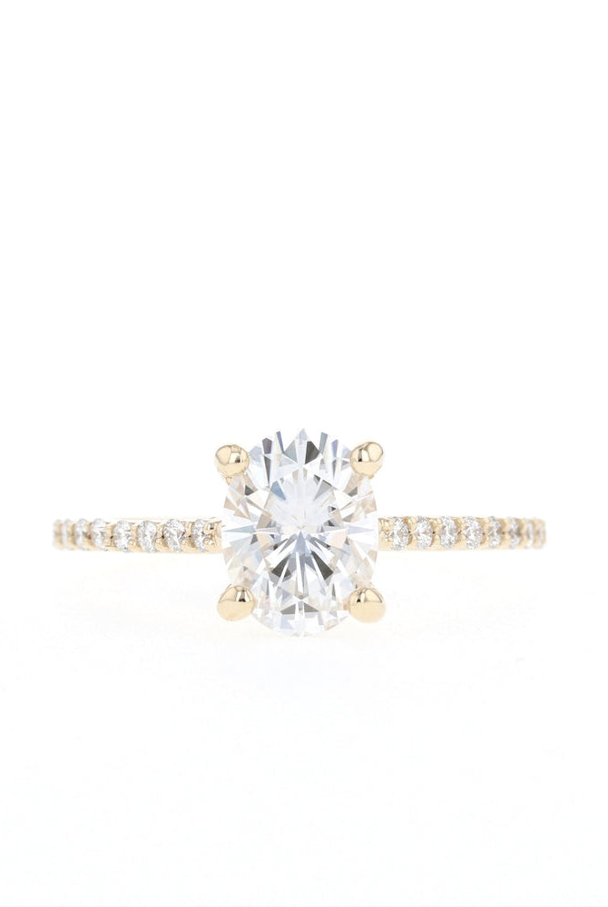 Moissanite Diamond Engagement Ring