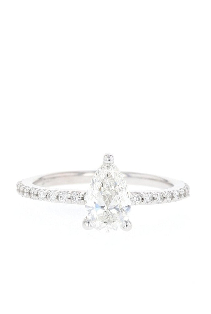Luxury Moissanite Engagement Ring