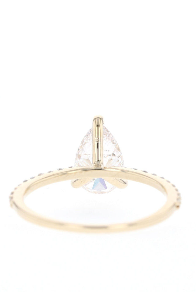Moissanite Diamond Engagement Ring