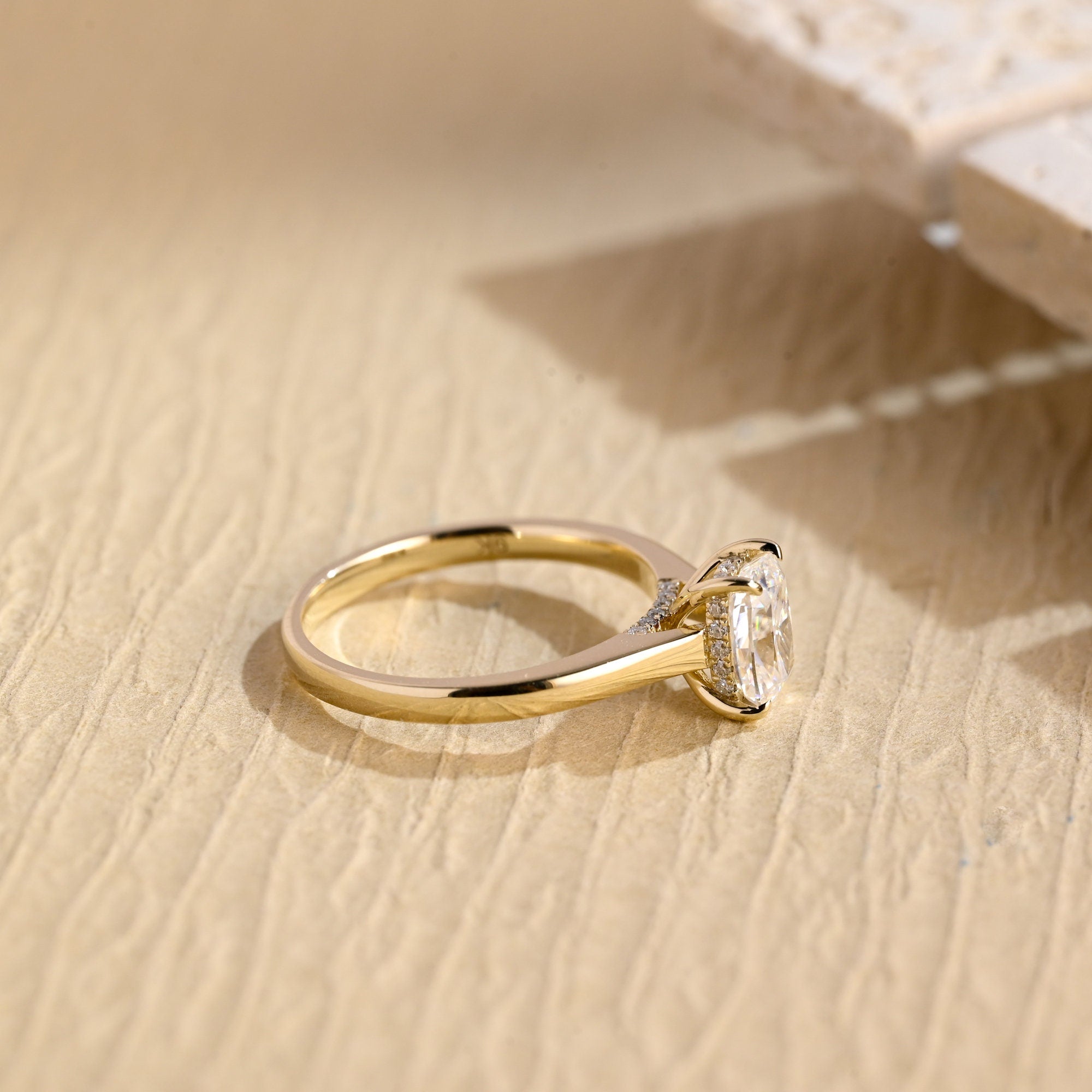 Solitaire Moissanite Engagement Ring