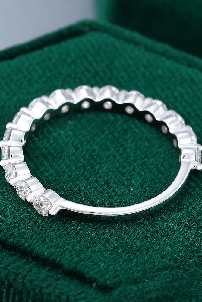 round-moissanite-bubble-prong-setting-wedding-band