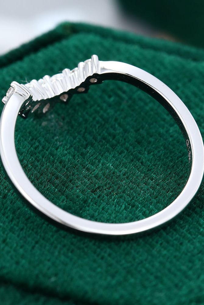 0-27-ct-round-marquise-pear-moissanite-curved-wedding-band