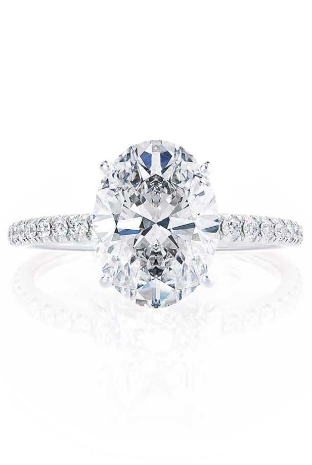 oval-shaped-moissanite-solitaire-engagement-ring