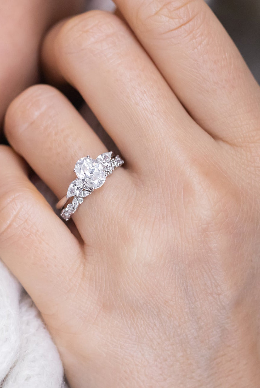 1.33CT Oval Three Stone Moissanite Diamond Solitaire Engagement Ring For Her
