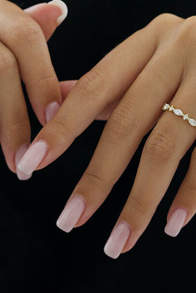 marquise-and-round-cut-alternative-moissanite-wedding-band