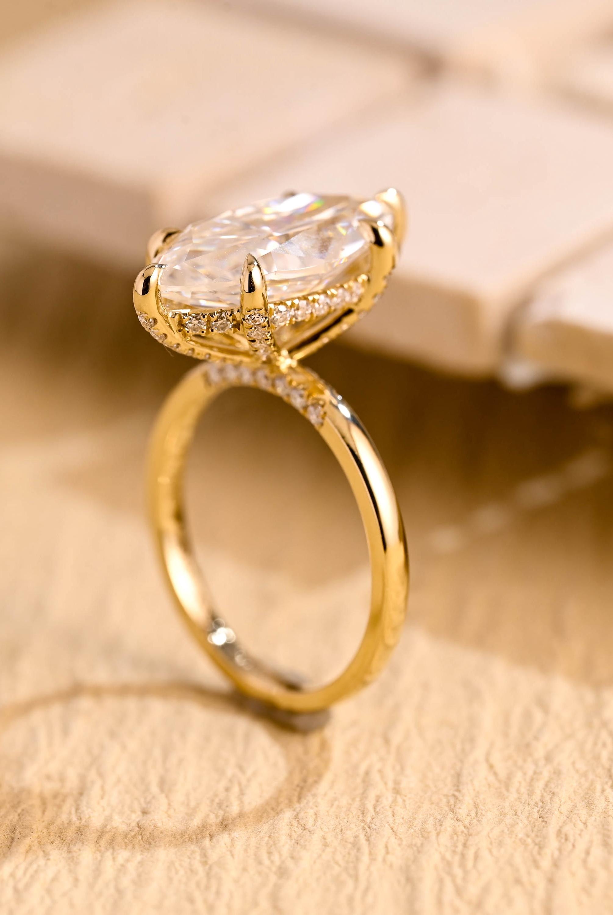 Luxury Moissanite Engagement Ring