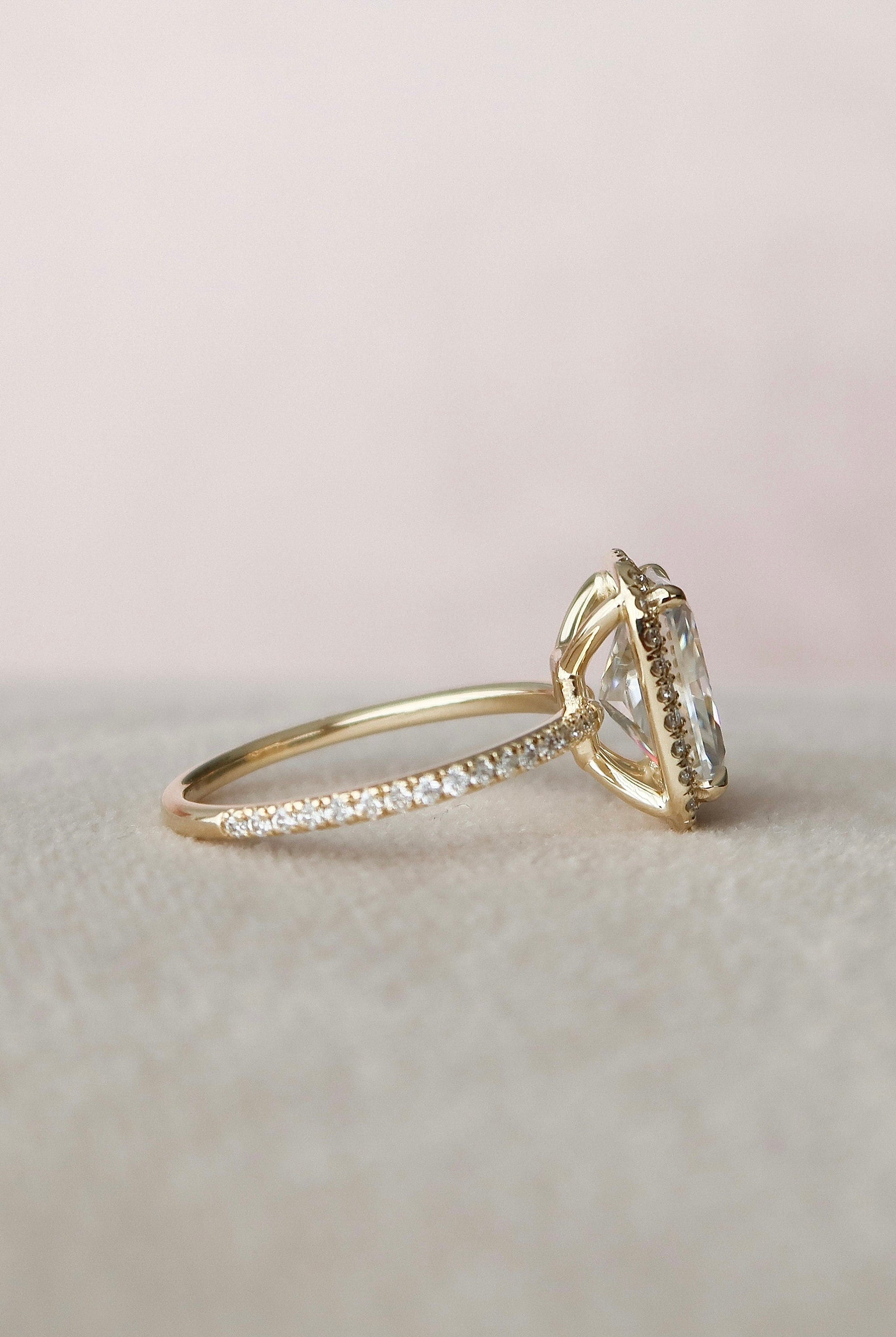 Radiant Shape Engagement Ring