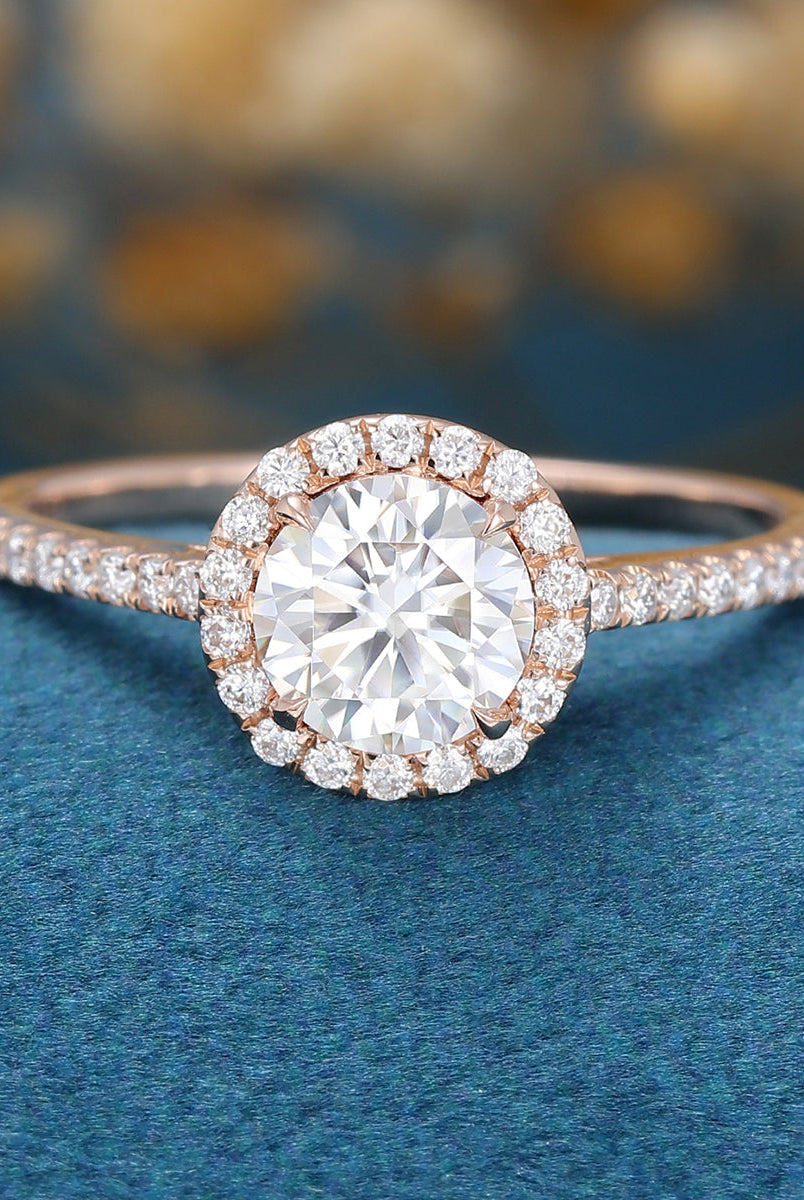 0-68-ct-round-shaped-moissanite-halo-pave-engagement-ring