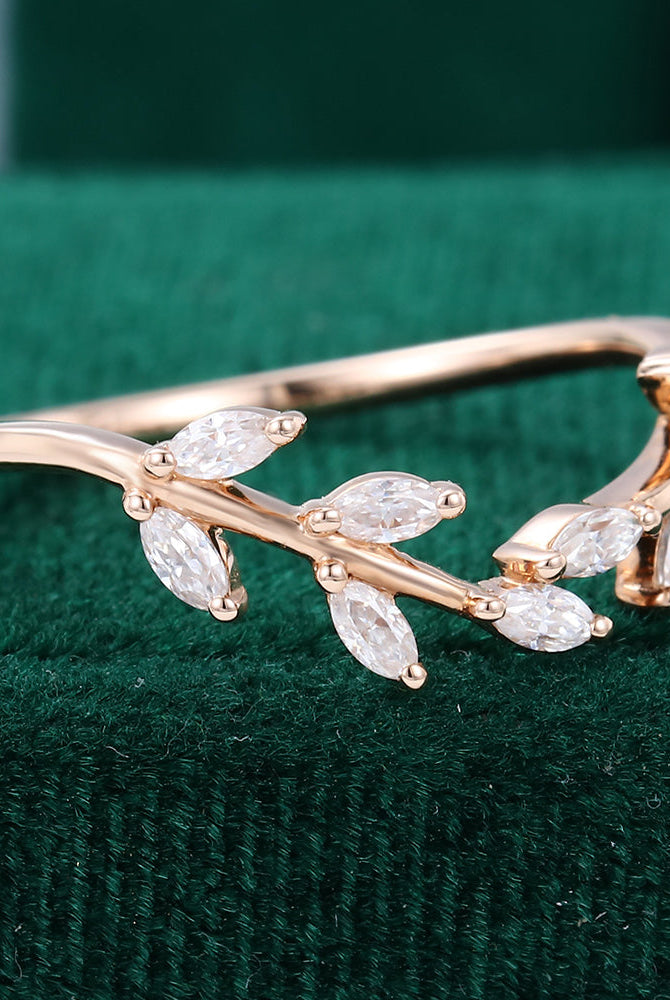 marquise-moissanite-twig-wedding-band