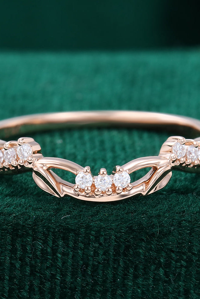 0-09-ct-round-moissanite-art-deco-wedding-band