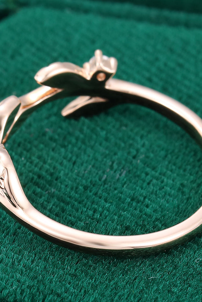 round-moissanite-twig-wedding-band