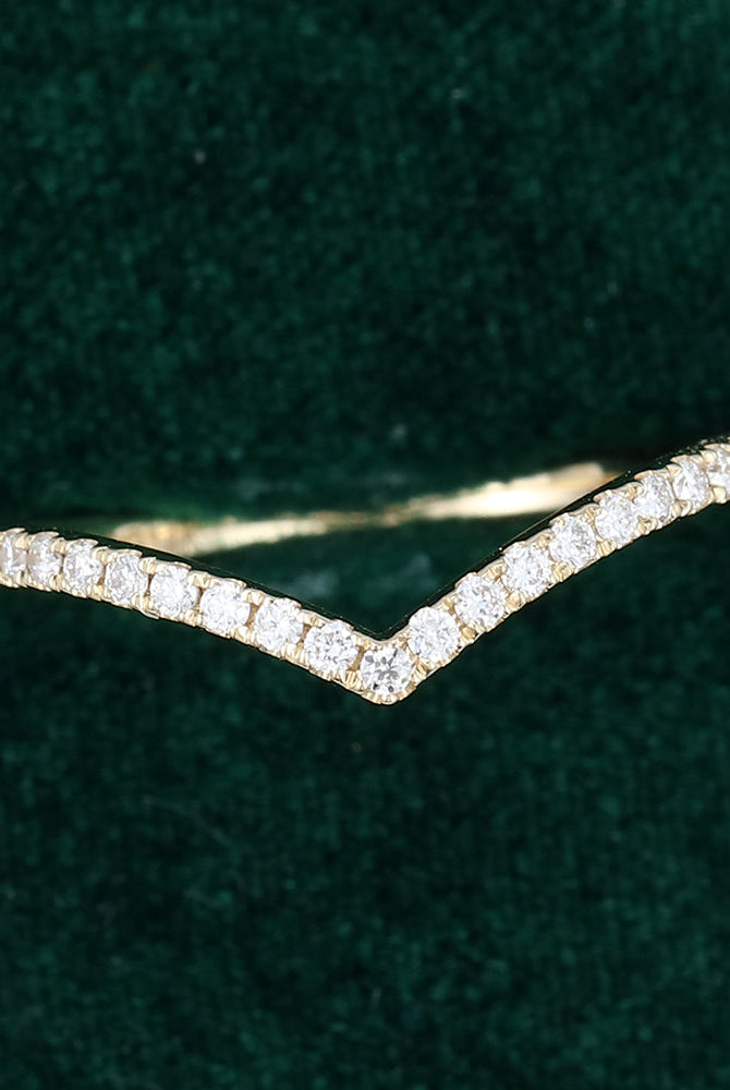 0-13-ct-round-moissanite-curved-wedding-band