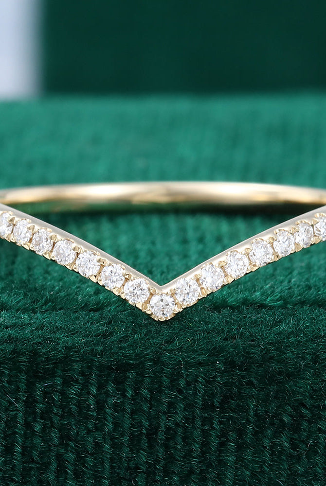 0-13-ct-round-moissanite-curved-wedding-band