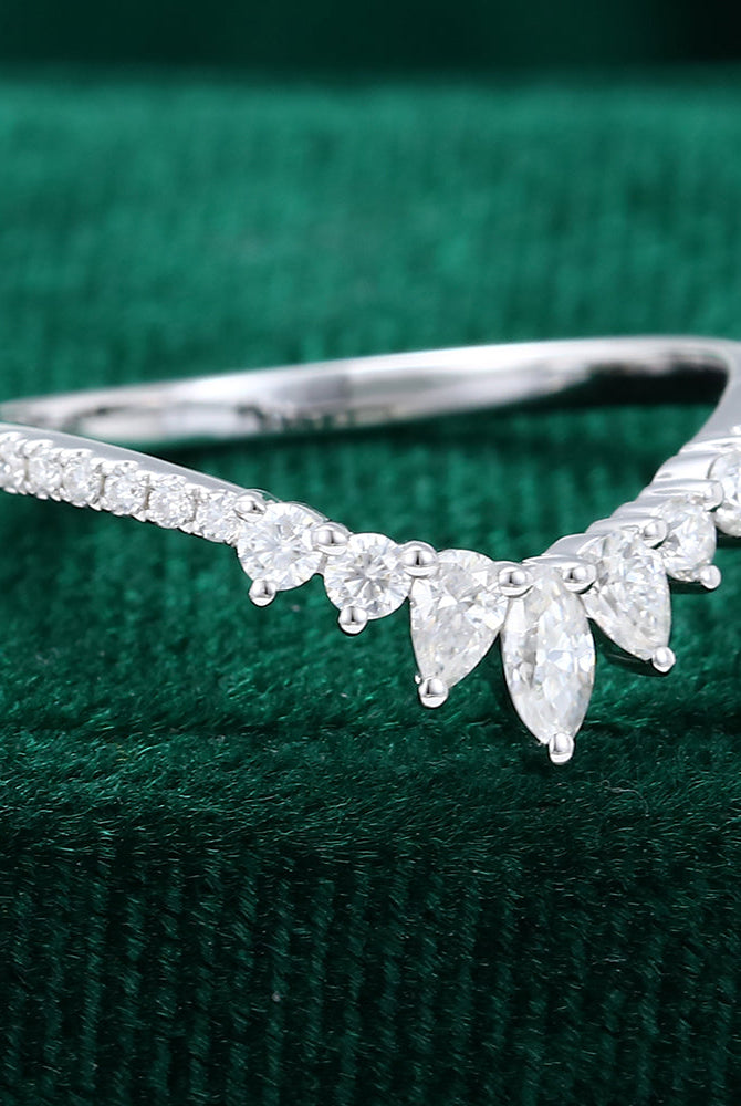 round-pear-marquise-moissanite-curved-wedding-band