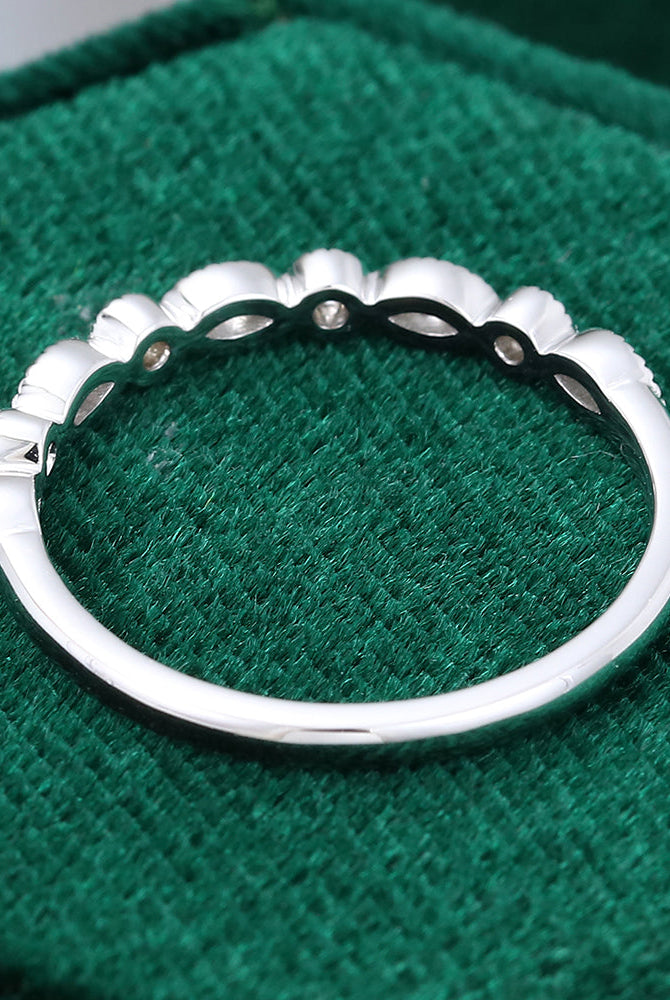 0-027-ct-marquise-round-moissanite-milgrain-style-wedding-band