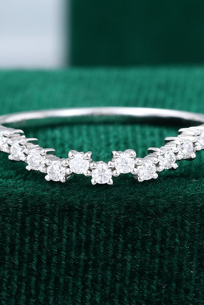 0-22-ct-round-moissanite-cluster-wedding-band