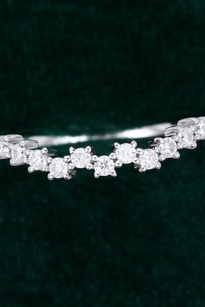 0-22-ct-round-moissanite-cluster-wedding-band