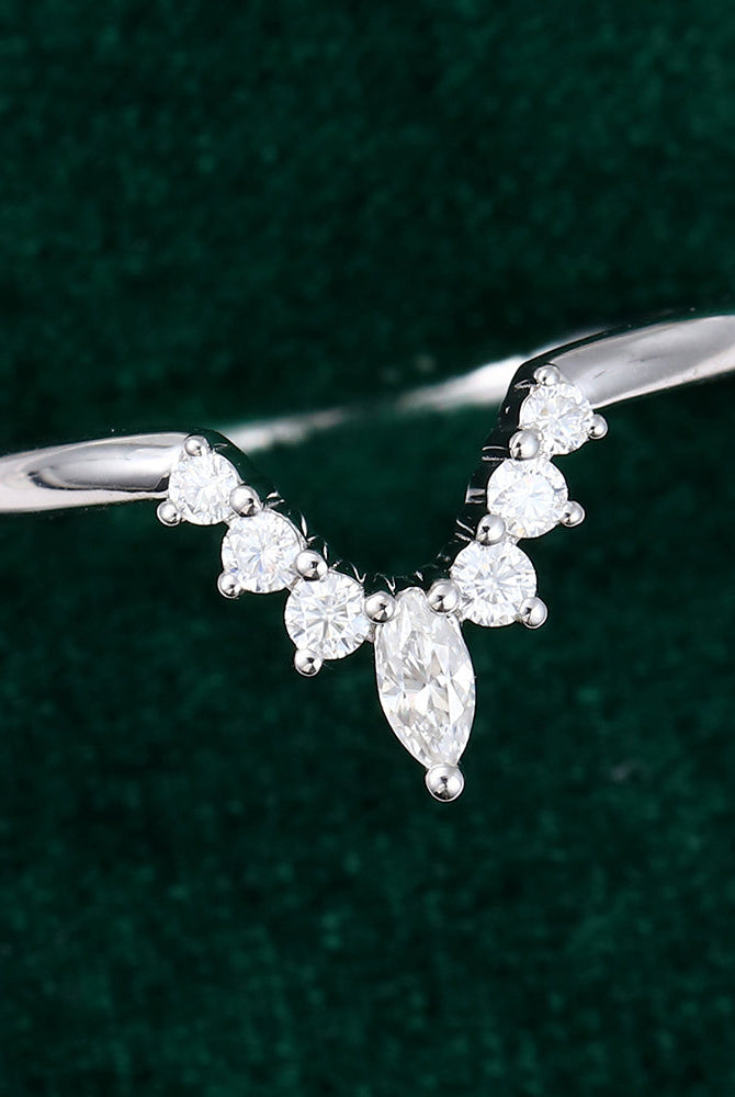 0-20-ct-round-marquise-moissanite-v-shaped-wedding-band