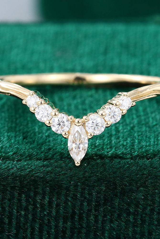 0-20-ct-round-marquise-moissanite-curved-wedding-band