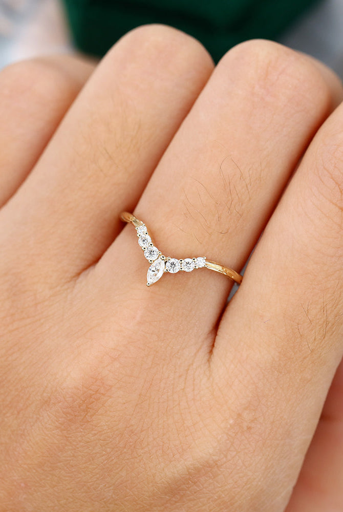 round-marquise-moissanite-curved-wedding-band