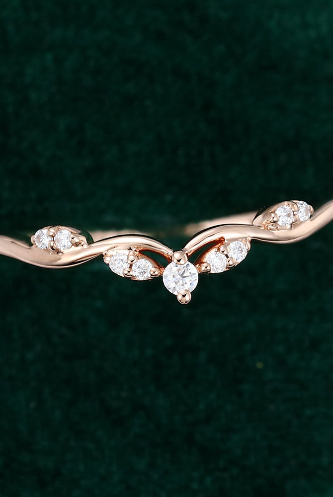 0-10-round-moissanite-art-deco-wedding-band
