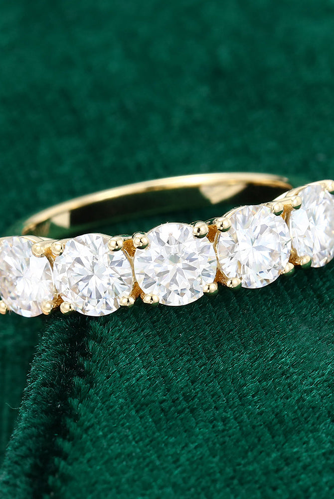 round-moissanite-five-stone-wedding-band