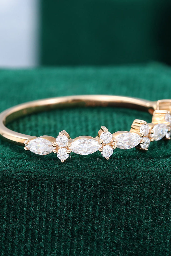 0-027-ct-maqruise-round-moissanite-cluster-wedding-band